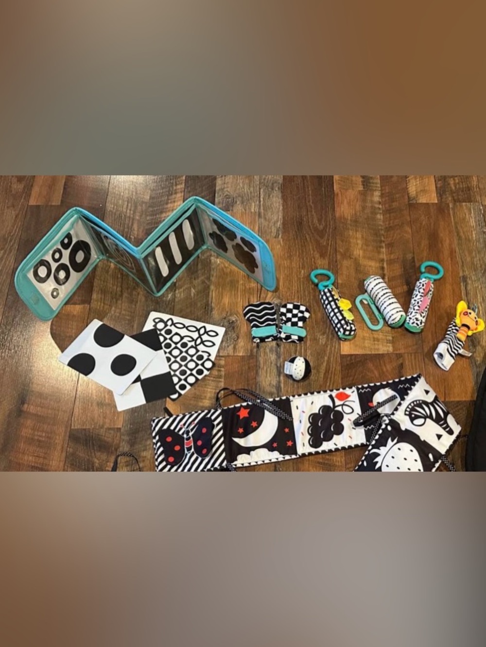 Black & White Sensory Infant Toy Set - High-Contrast Visual & Tactile Play